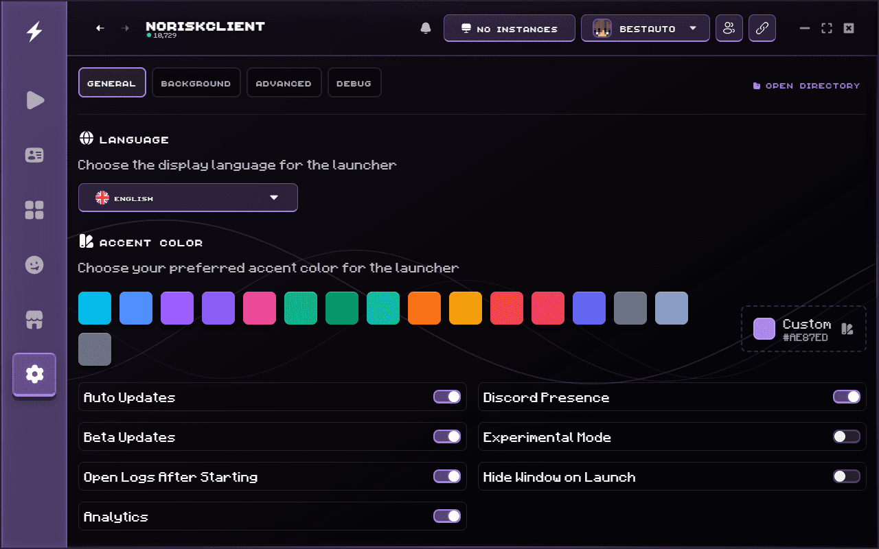 Settings menu in the NoRisk Client with language selection, custom accent color picker, and options like Auto Updates, Beta Updates, Discord integration, and Experimental Mode.